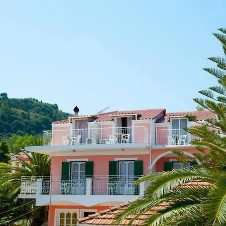 Chryssa Hotel *